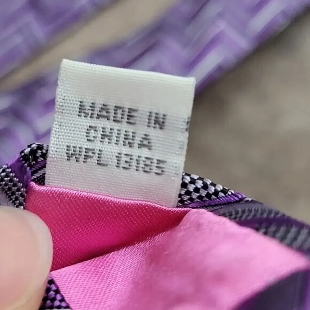 Isaac Mizrahi Purple Geometric Stripe 100% silk Men's Necktie